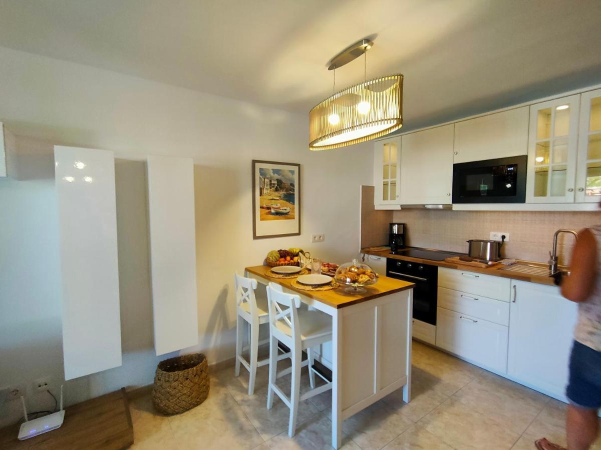 Flor De Cactus Apartment กอสตา เตกีสเซ ภายนอก รูปภาพ
